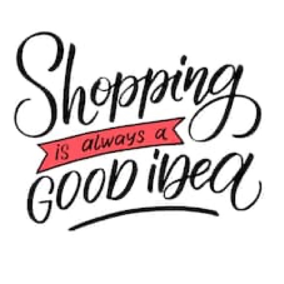 Meet your posher, Nikki🦋 - Picture 5 of 8